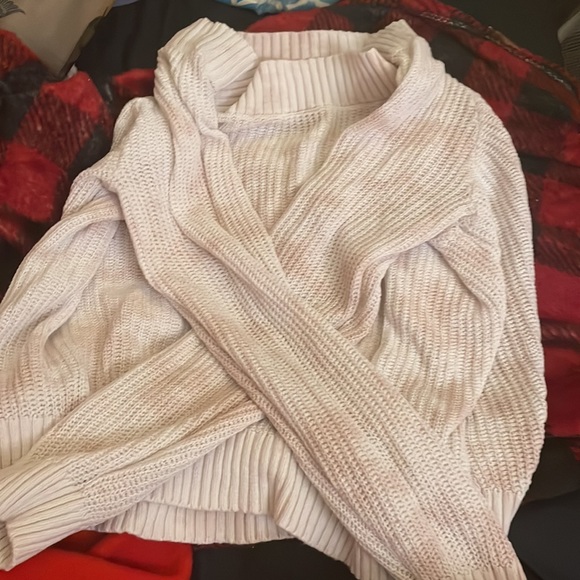 Sweater - Picture 4 of 4